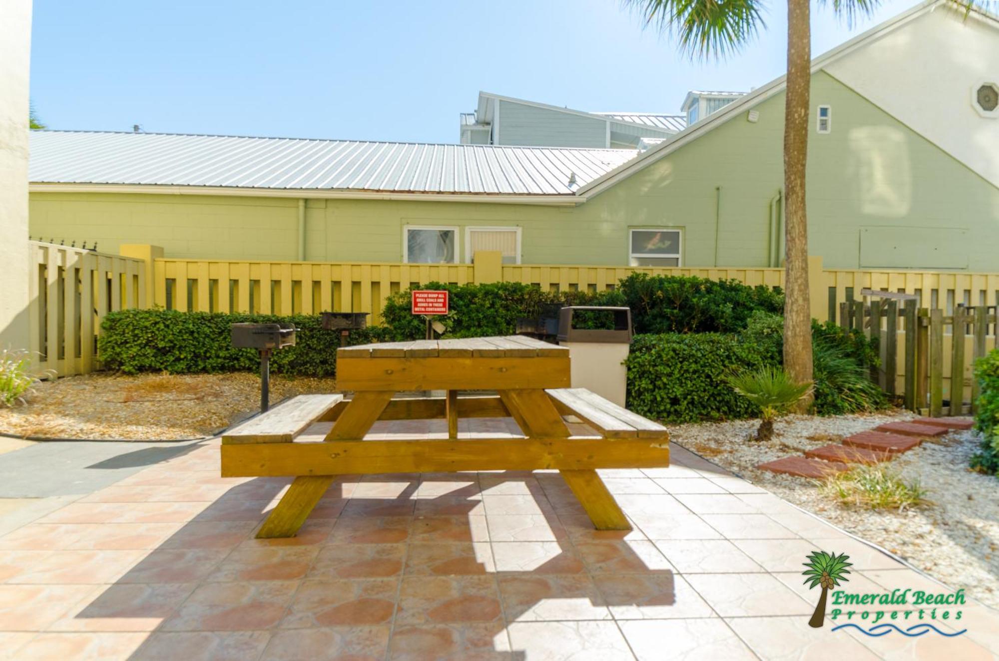 Holiday home Sunbird 0208w 'surfside Sandcastle' *